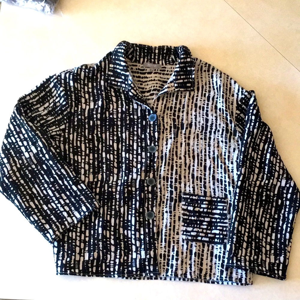 Habitat Clothes to live in rayon button swing jacket black white 3/4 sleeve